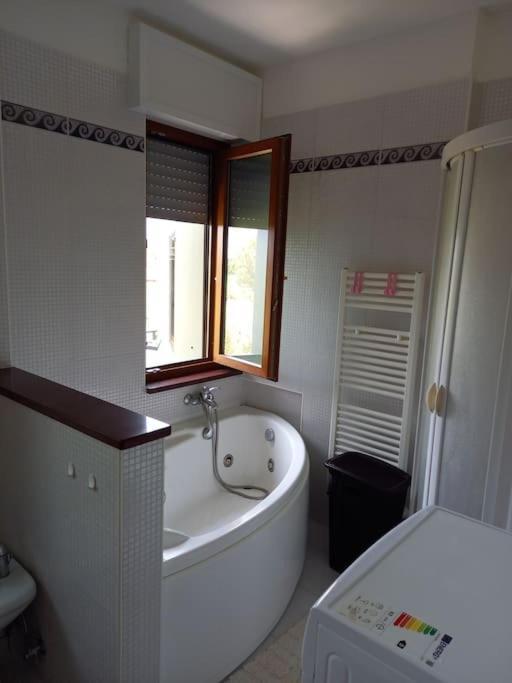 Casa Vacanze Mare Di Paestum Apartment Luaran gambar