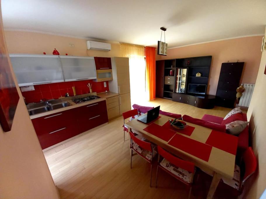 Casa Vacanze Mare Di Paestum Apartment Luaran gambar